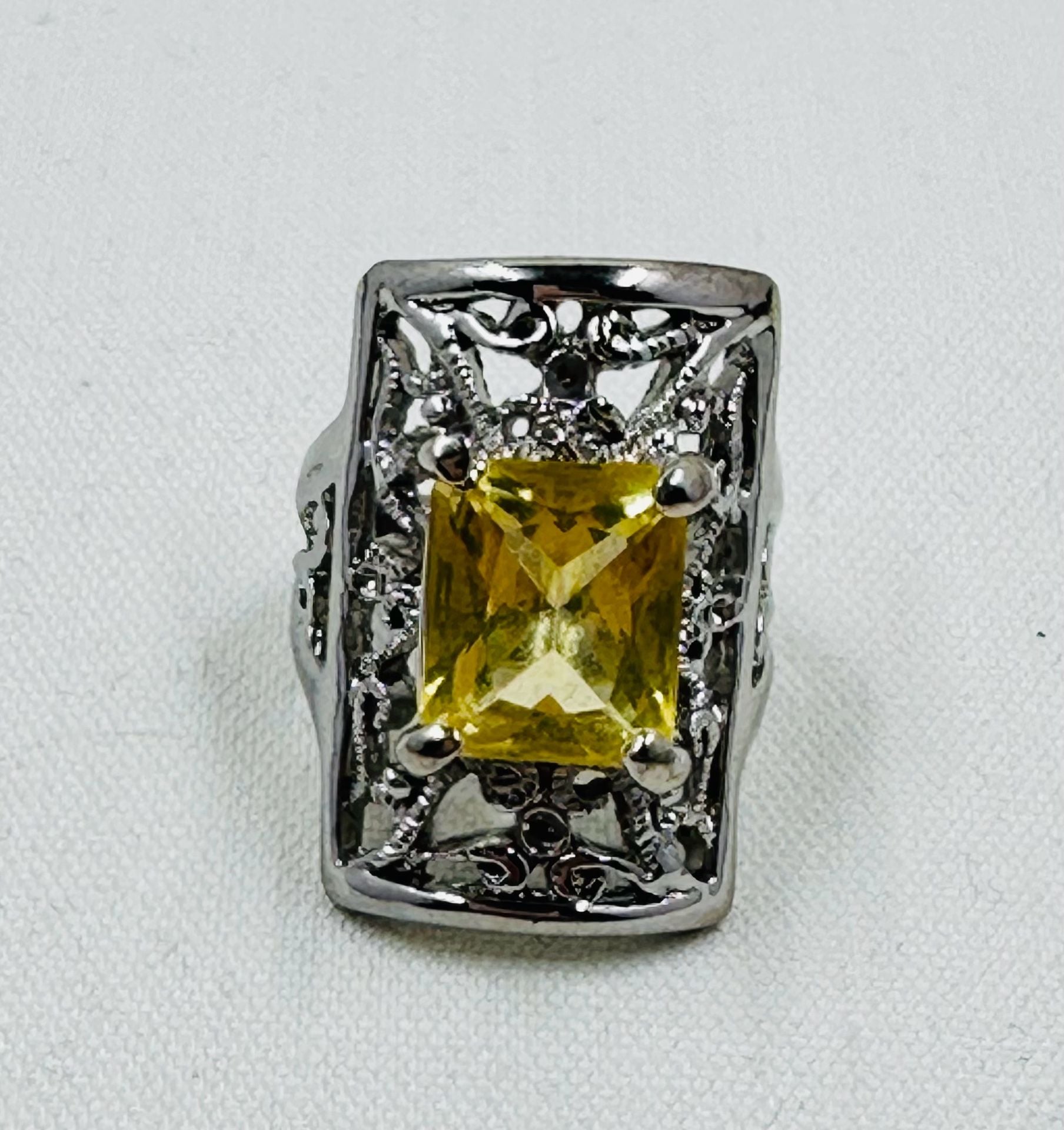 Yellow Citrine-Color Filigree Statement Ring, Ornate Silver-Tone Cocktail Ring 2