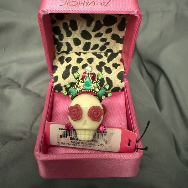 Betsey Johnson Sugar Skull Crown Ring