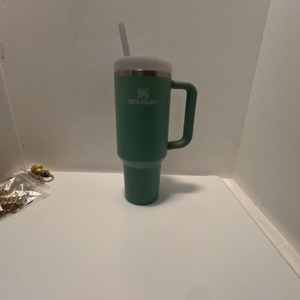 Stanley Quencher H2.0 Flowstate Tumbler 40 oz Green