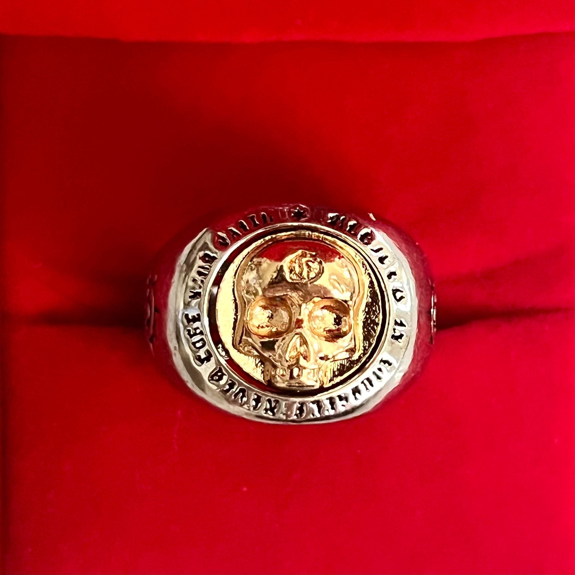 Gothic Bicolor Gold Skull Signet Ring Size 9 1