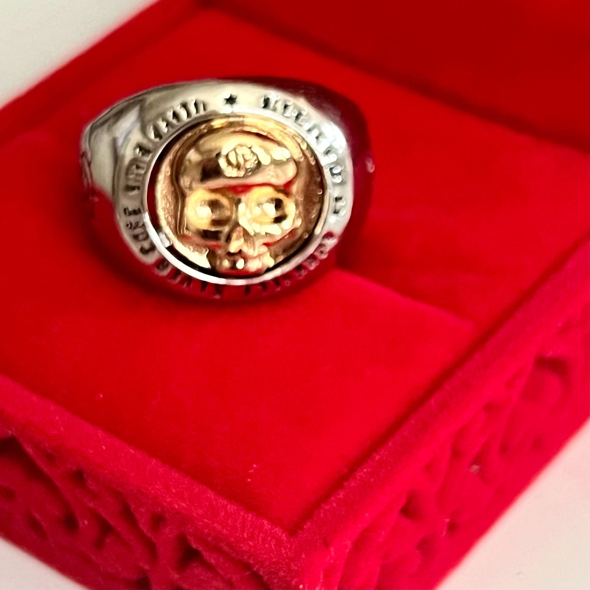 Gothic Bicolor Gold Skull Signet Ring Size 9 3