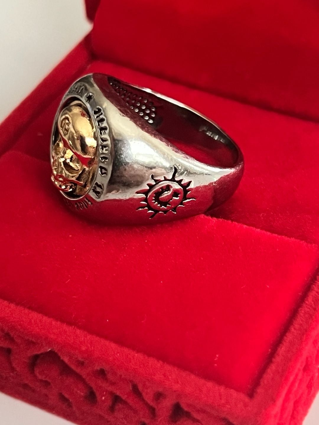 Gothic Bicolor Gold Skull Signet Ring Size 9 6