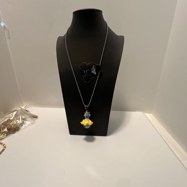 Disney Disneyland Resort Snow White Figurine Pendant Necklace