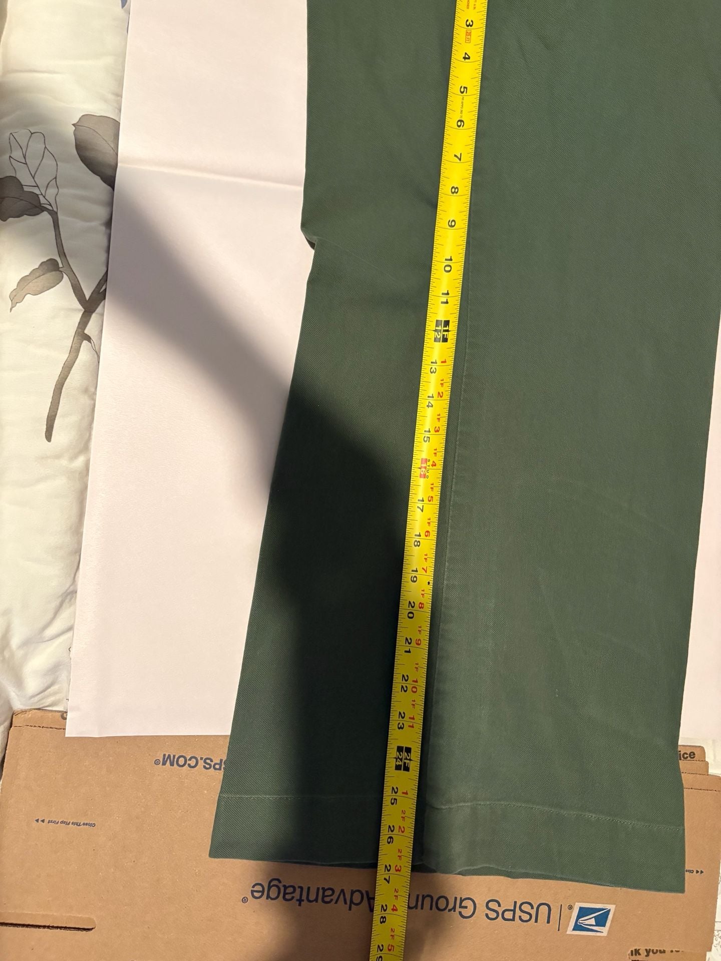 Loft Wide Leg Crop Pants Size 14 Olive Green Pocket Twill 8