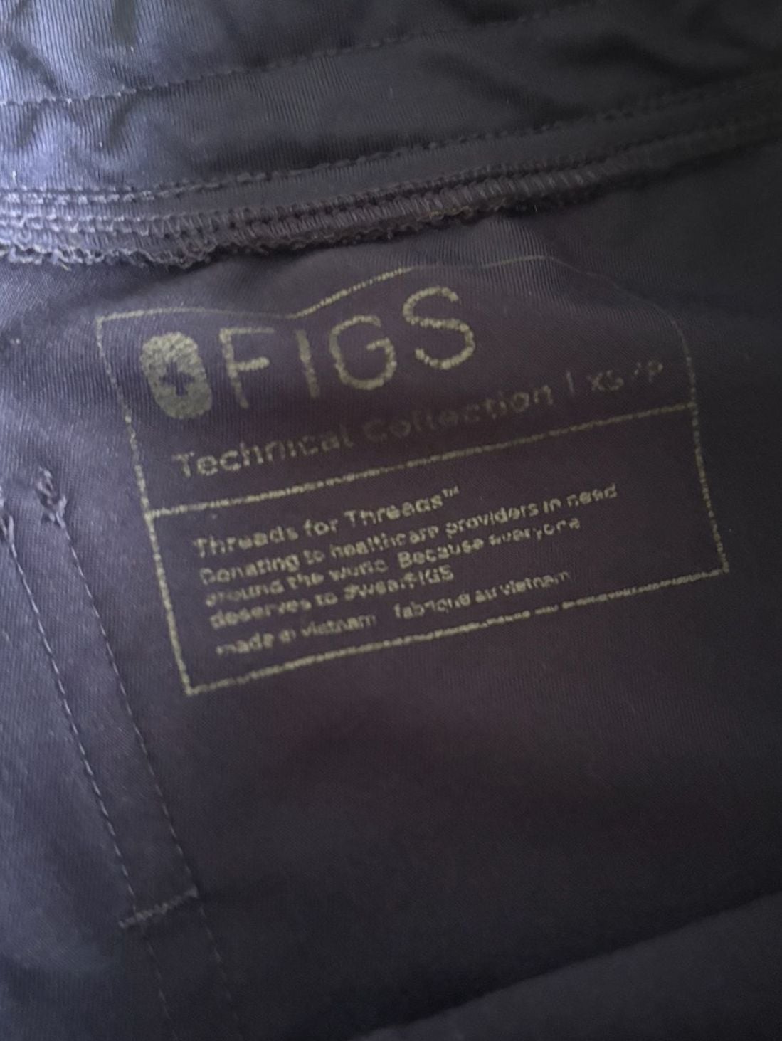 FIGS Scrub Set Navy Blue V-Neck Top And Jogger Pants 9