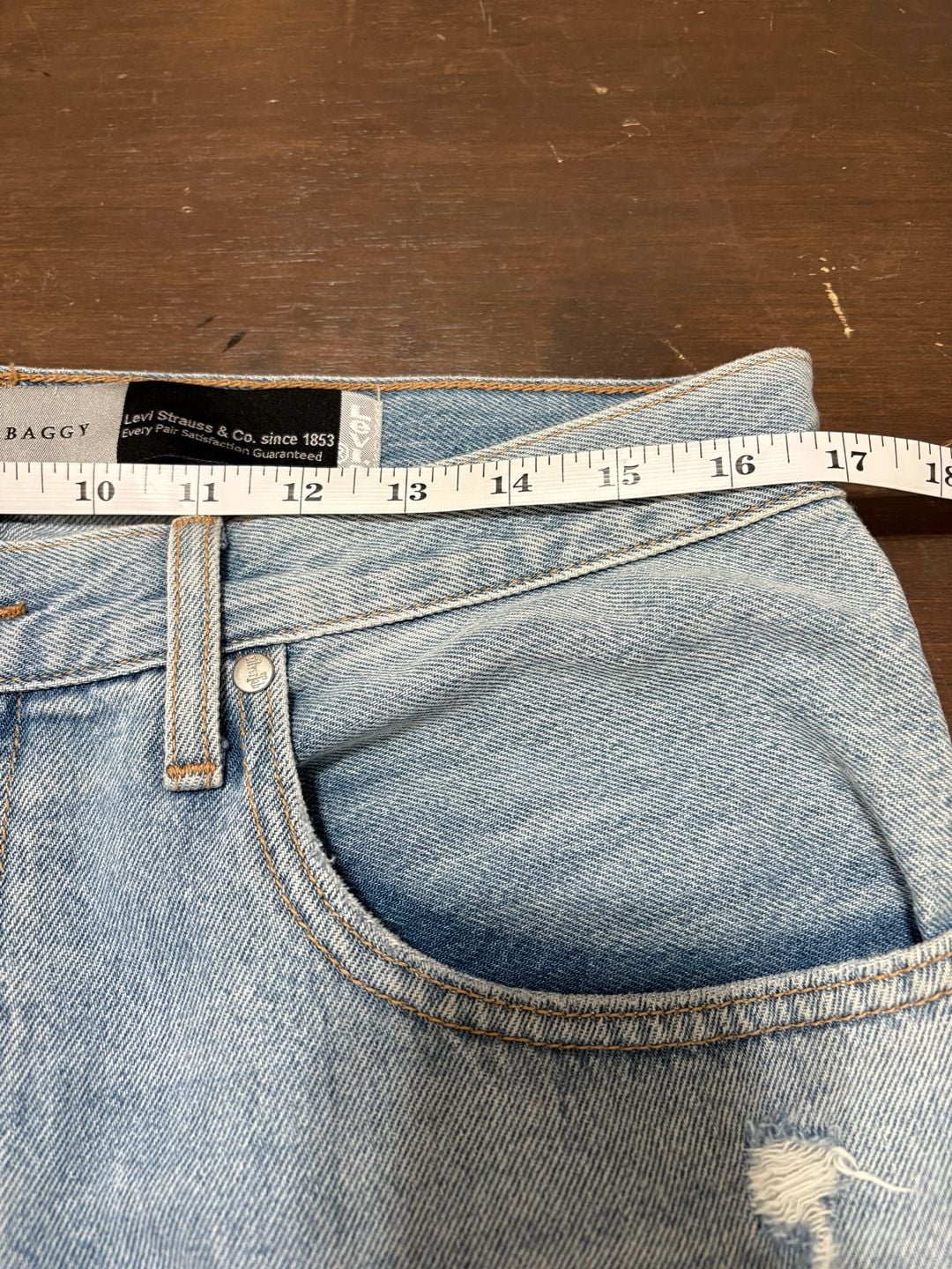 Vintage Levi's SilverTab '94 Baggy Size W31 L31 Distressed Jeans 11