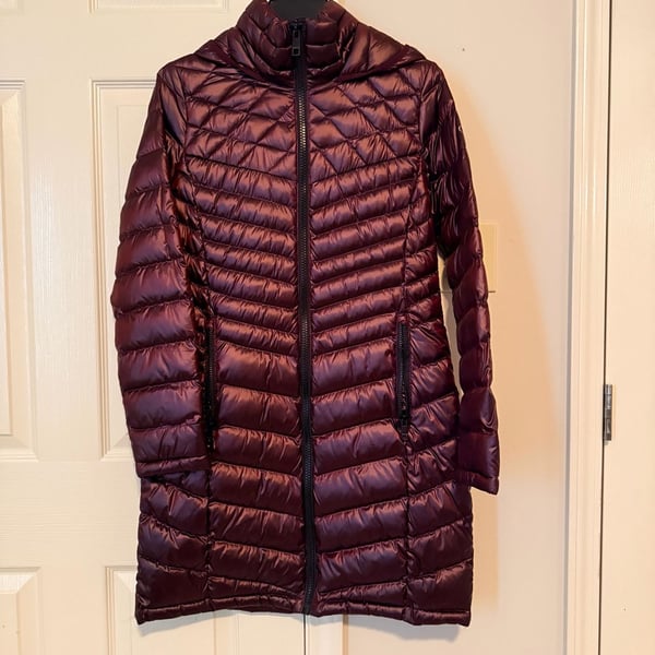 Calvin Klein Shine Packable Puffer Coat Size S Burgundy Down