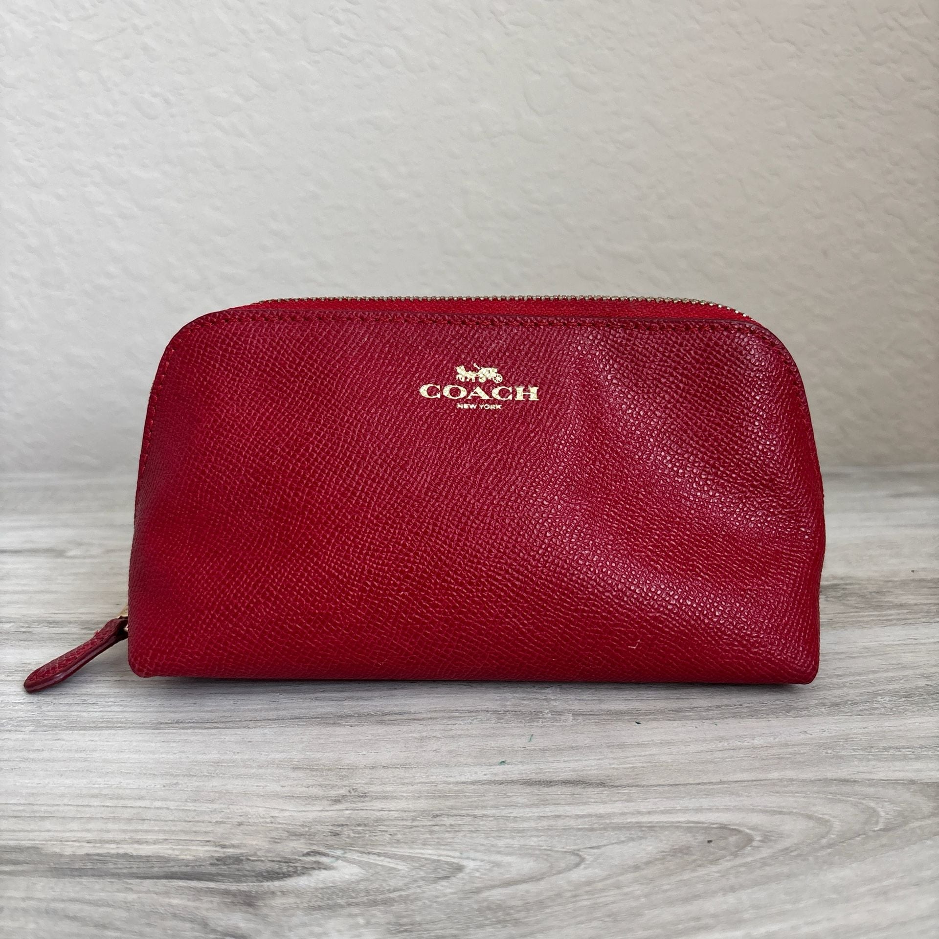 Coach Red Dome Crossgrain Leather Cosmetic Case Makeup Bag Zip Pouch 2
