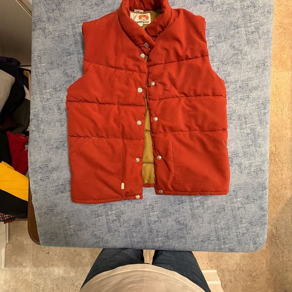 Himalayan Puffer Vest Size L Red Polarguard Insulated Vintage USA