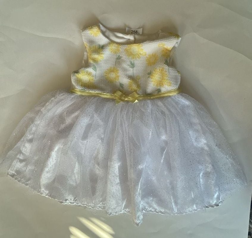 Nannette Baby Sunflower Dress Size 12M White Yellow Tulle 2