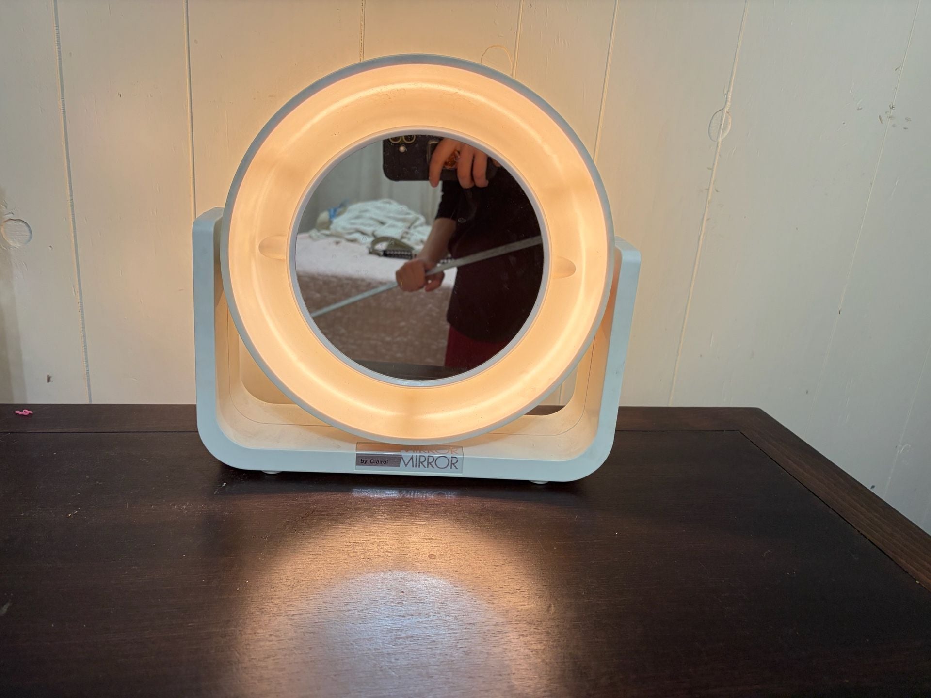 Vintage 1970s Clairol table vanity Mirror RM-2 Lighted Pivoting 1