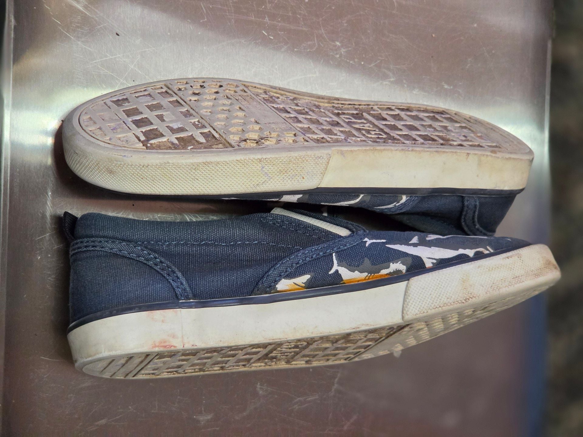 Gap Shark Print Slip On Sneakers 4