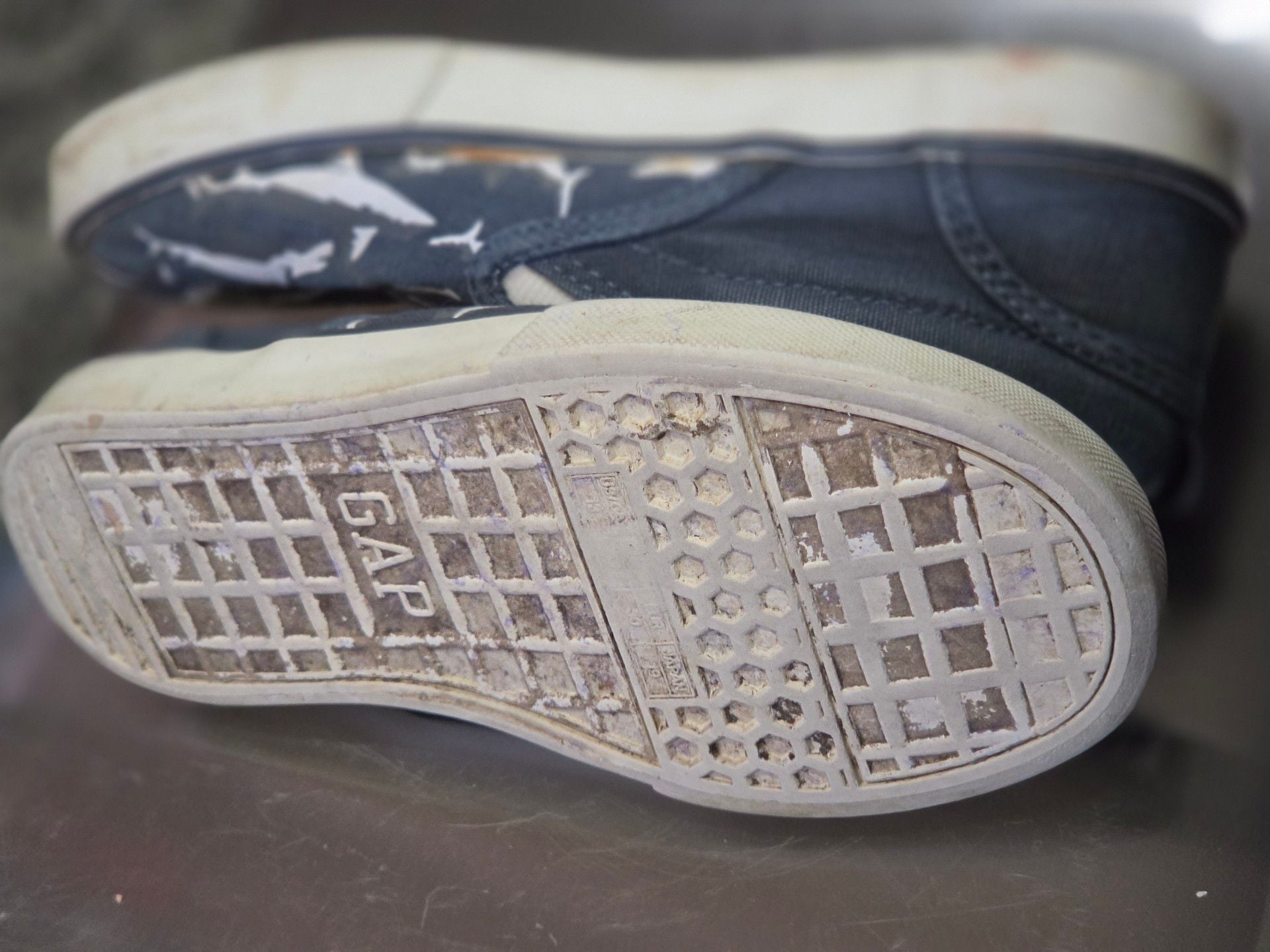 Gap Shark Print Slip On Sneakers 7