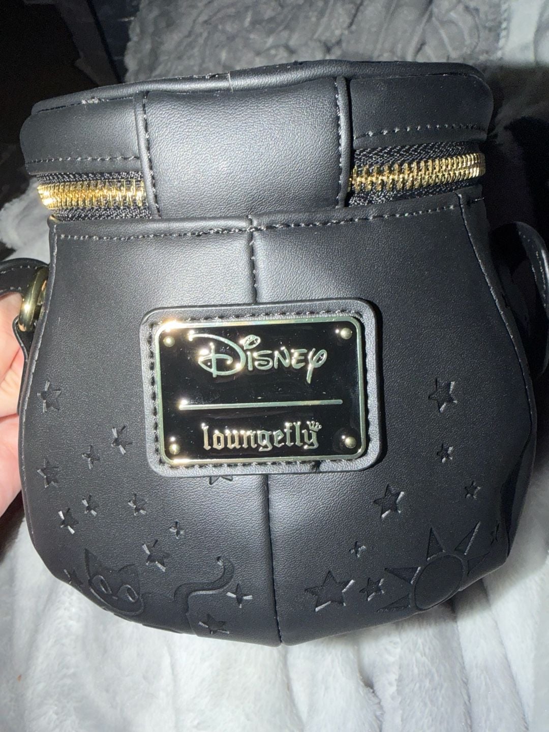 Loungefly Disney Hocus Pocus Winifred Cauldron Bag 7