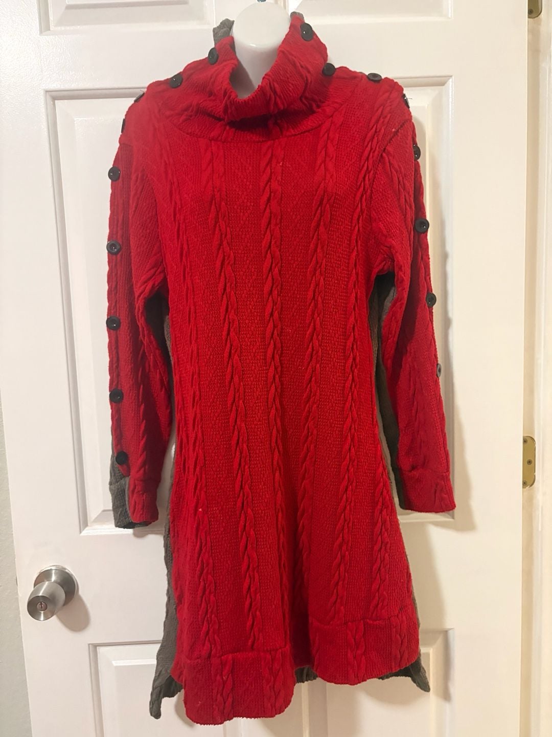Reborn Cable Knit Turtleneck Sweater Dress Size M Red Grey Button Sleeve 2