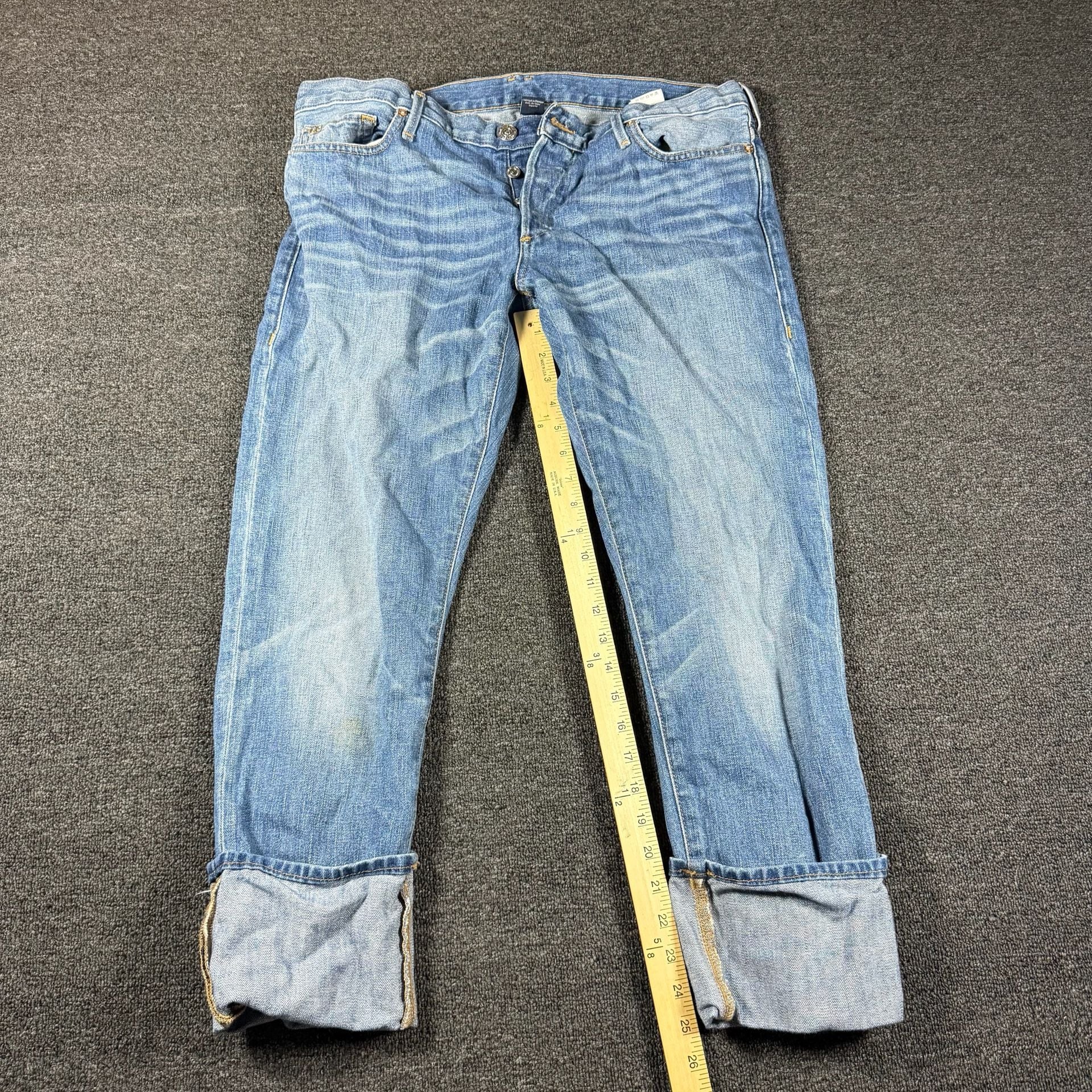 True Religion Light Wash Denim Jeans Blue Cropped & button fly 3