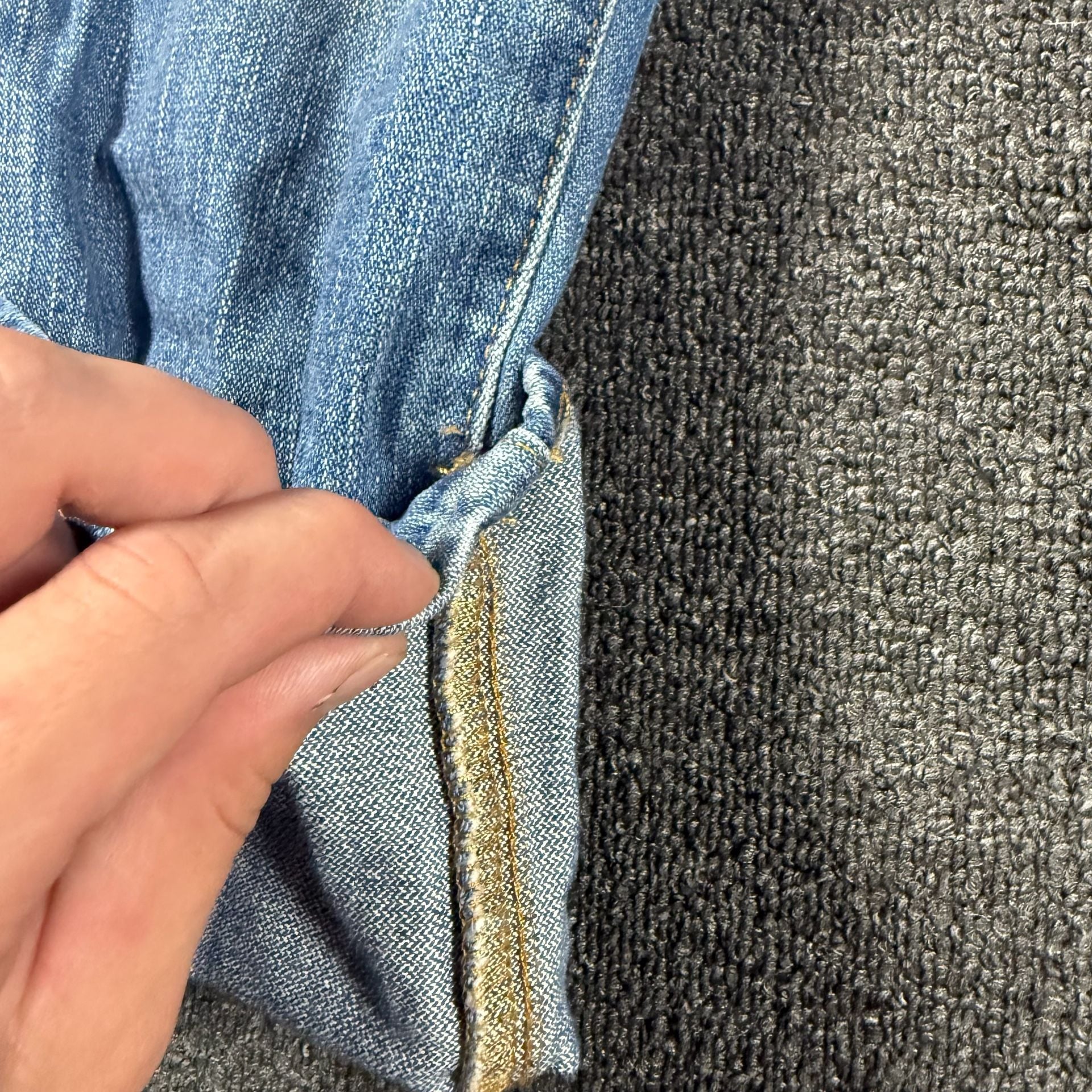True Religion Light Wash Denim Jeans Blue Cropped & button fly 5