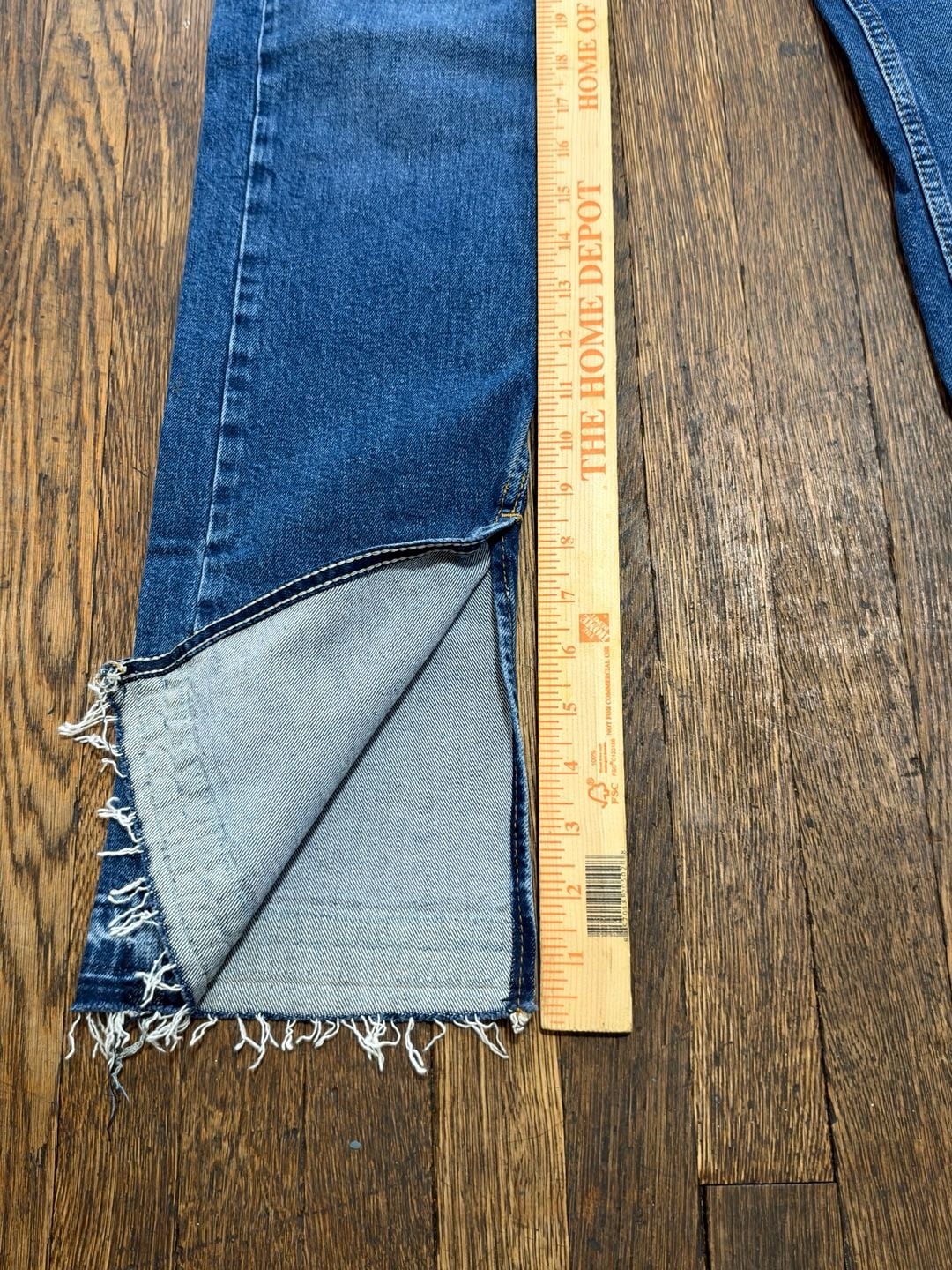 We The Free Emmy Split Hem Jeans Size 27 Blue Denim High Waisted Straight Leg 3