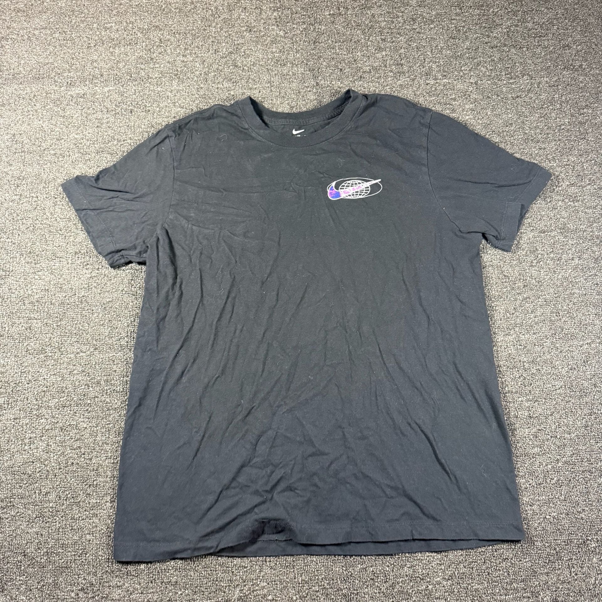 Nike The Nike Tee Size L Black Globe Logo T-Shirt 2