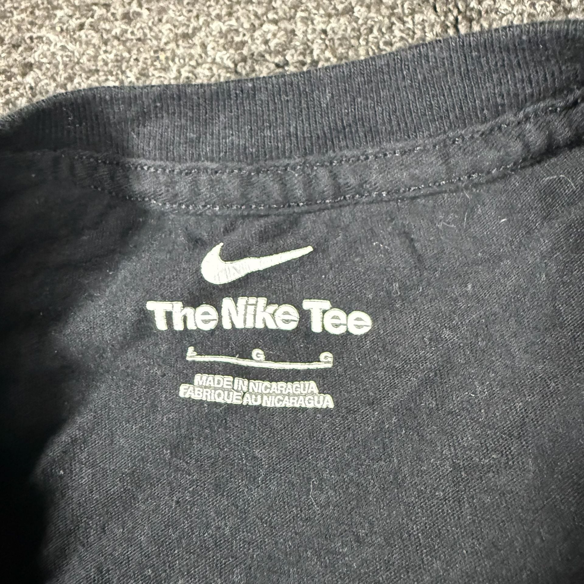 Nike The Nike Tee Size L Black Globe Logo T-Shirt 5