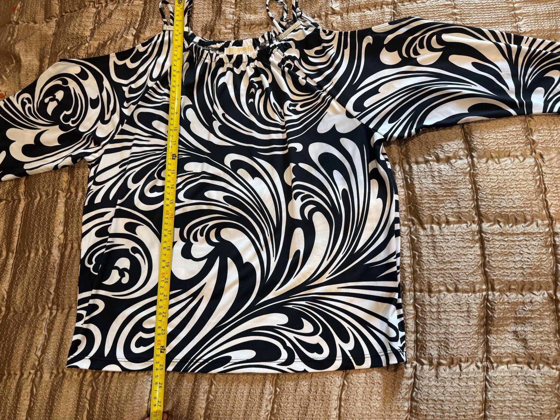 Michael Kors Black and White Swirl Print Cold Shoulder Long Sleeve Top 5