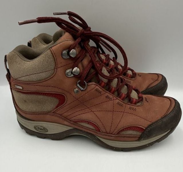 Chaco Hiking Boots Brown Leather Trail Shoes
Size 8
#877 2