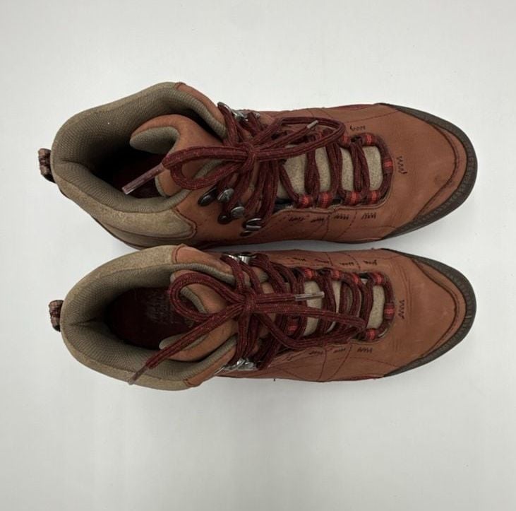 Chaco Hiking Boots Brown Leather Trail Shoes
Size 8
#877 7