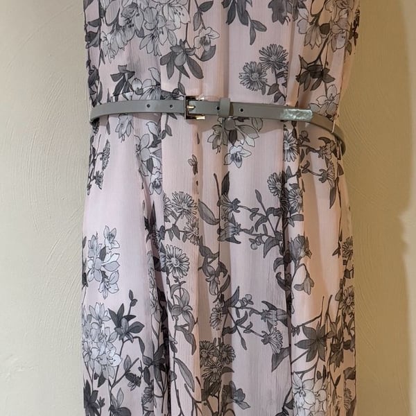 Tommy Hilfiger Floral Chiffon Midi Dress Size 10 NWT Belted Pink Gray $119