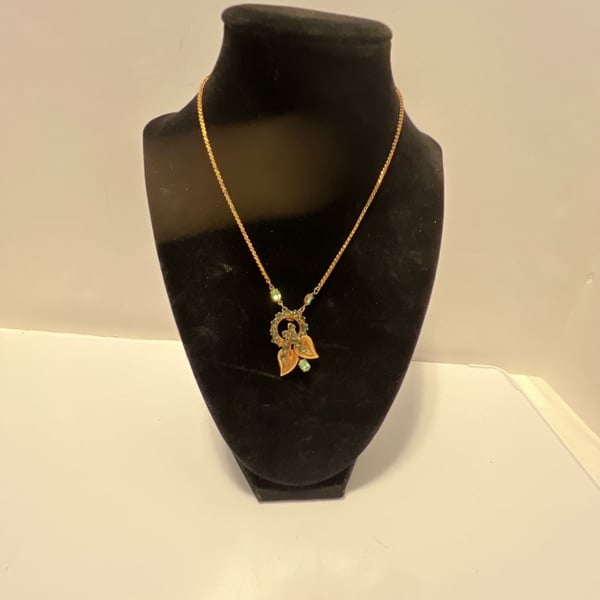 Vintage Gold Tone Green Rhinestone Leaf Pendant Necklace