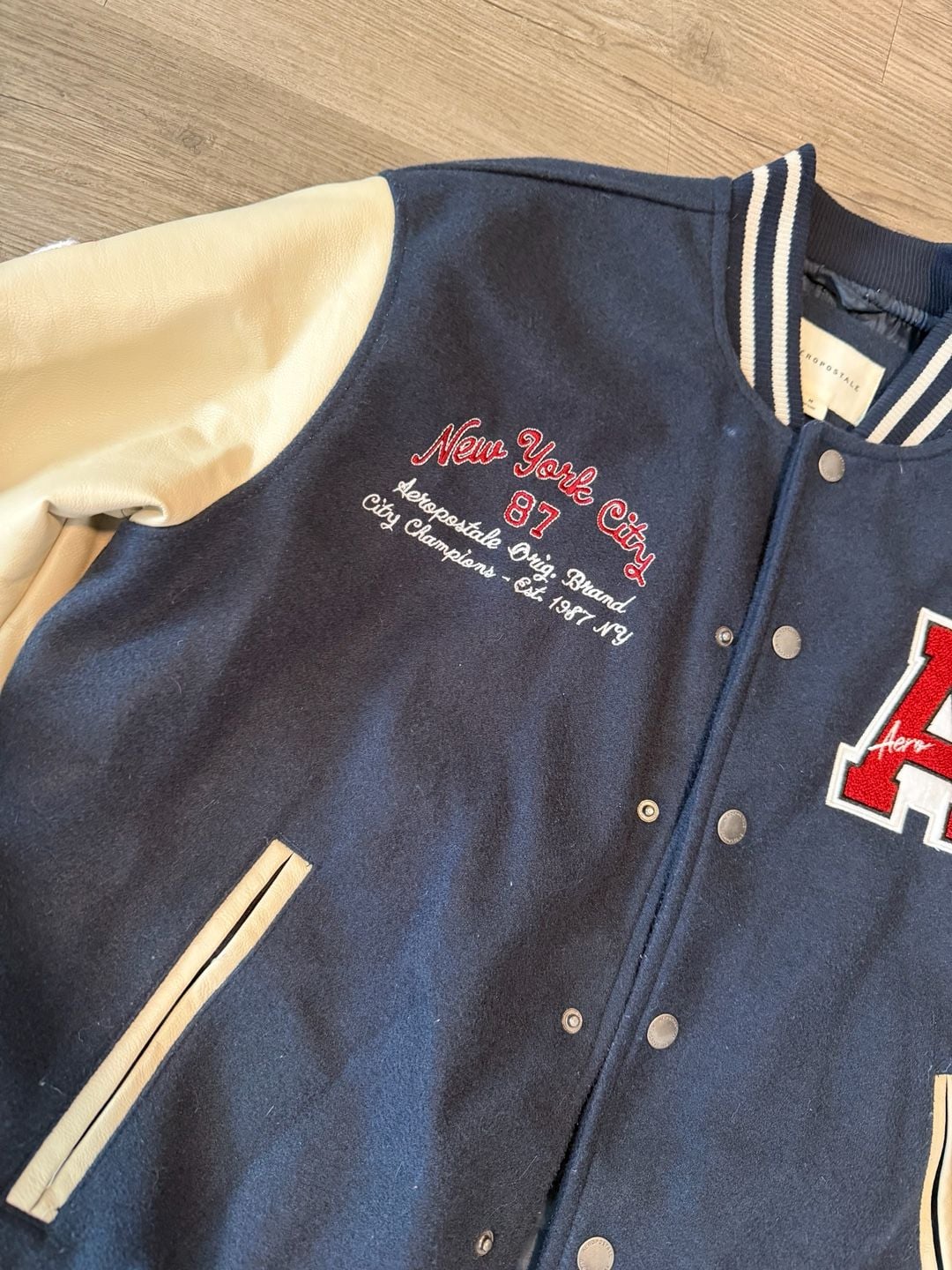 Aeropostale Varsity Jacket Size M Navy Blue White Leather Sleeves 4