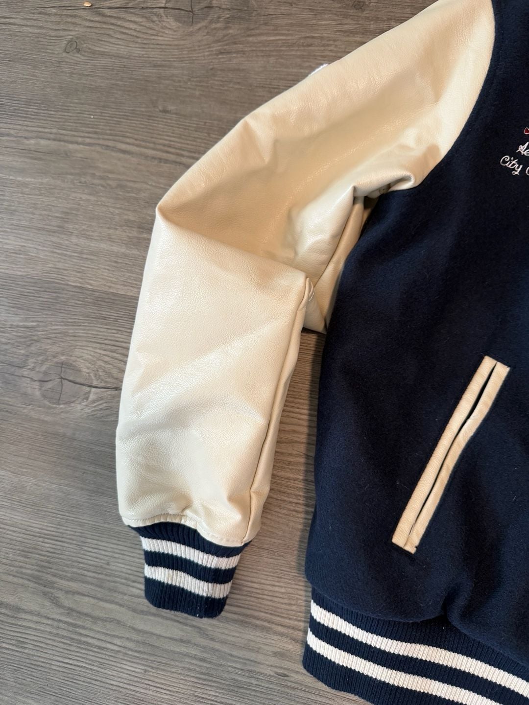 Aeropostale Varsity Jacket Size M Navy Blue White Leather Sleeves 5