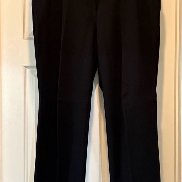 Chico's Black Dress Pants Size 2.5 Regular