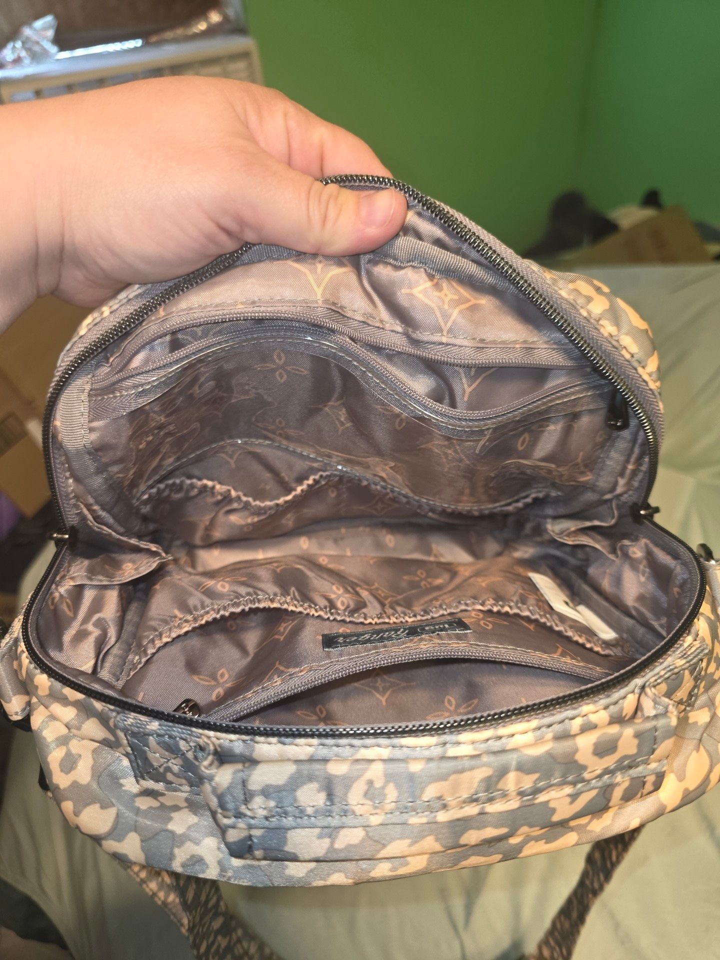 Lug Ranger 2 Crossbody Bag Leopard Gray 7