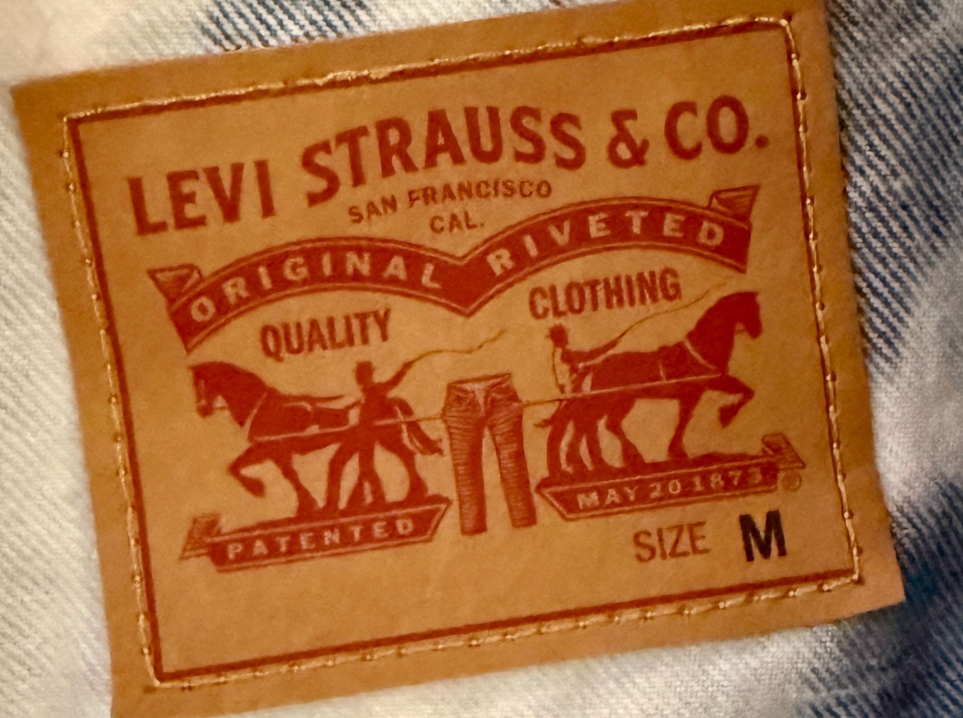 Levi’s WaterLess Denim Trucker Jacket Women M Blue White Bleach Tie Dye 29944-0137 4