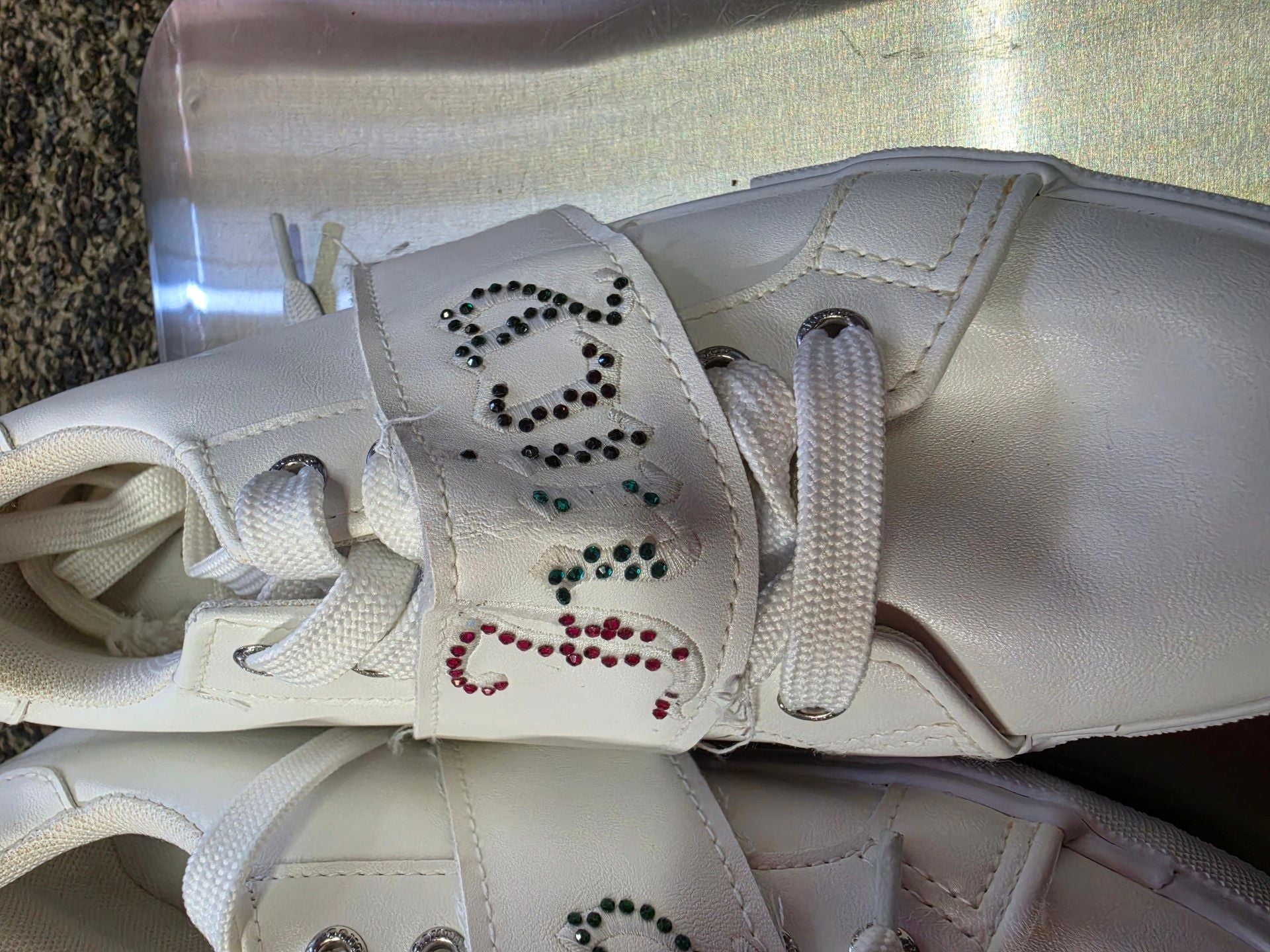 Juicy Couture Cartwheel Bling Size 7 White Sneakers 5