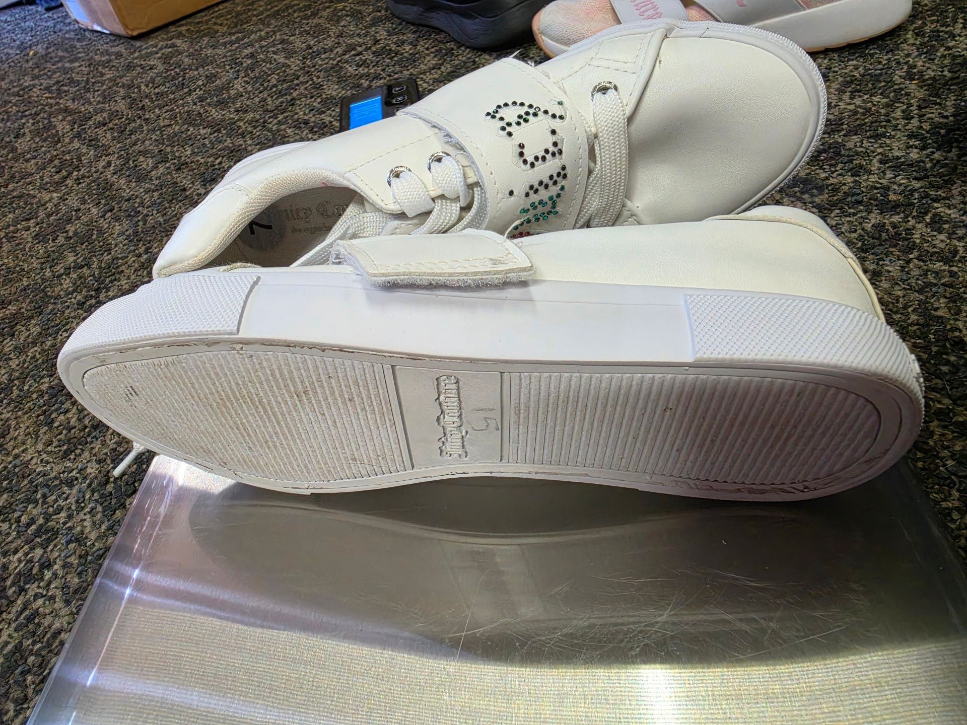 Juicy Couture Cartwheel Bling Size 7 White Sneakers 8