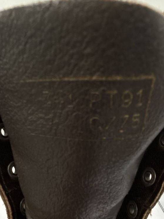 LaCrosse Vintage PT91 Safety Toe Boots
Size 9.5 M /267 mm
#880 3