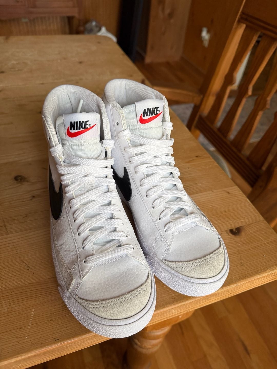 Nike Blazer Mid '77 GS Size 5Y White Black Casual Sneakers 3