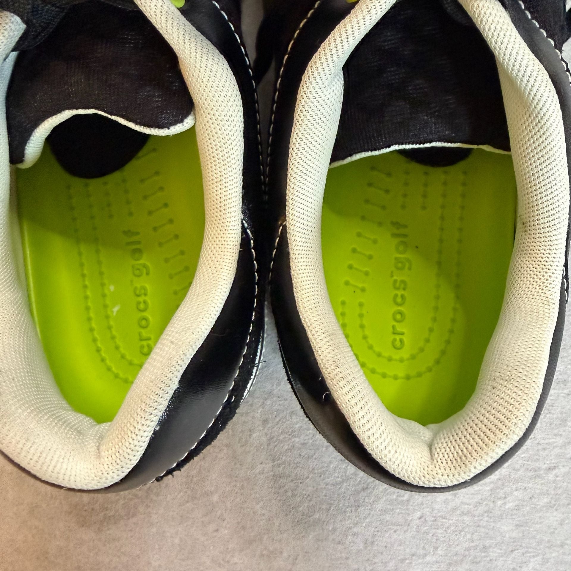 Crocs Men’s 9 Drayden 2.0 Golf Shoes 15159 Black Green Spikeless Lace Up 5