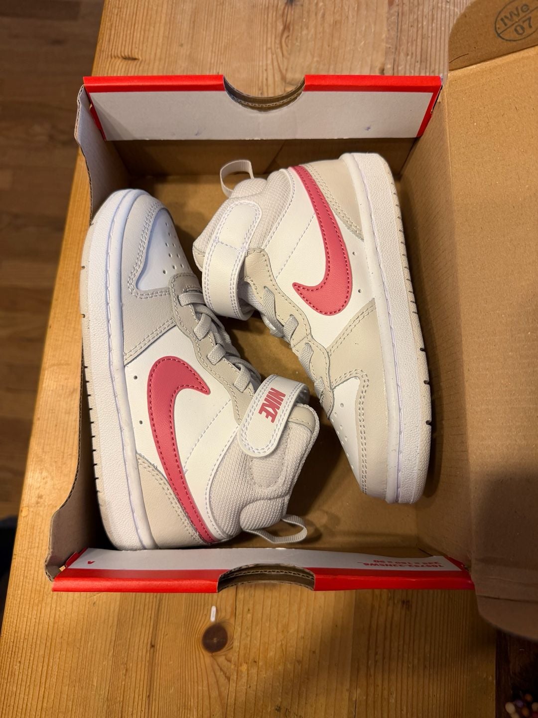 Nike Court Borough Mid 2 Size 11C White Pink 2