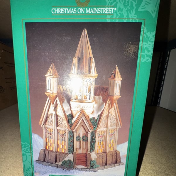 Christmas On Mainstreet Vintage Village Church Porcelain Lighted