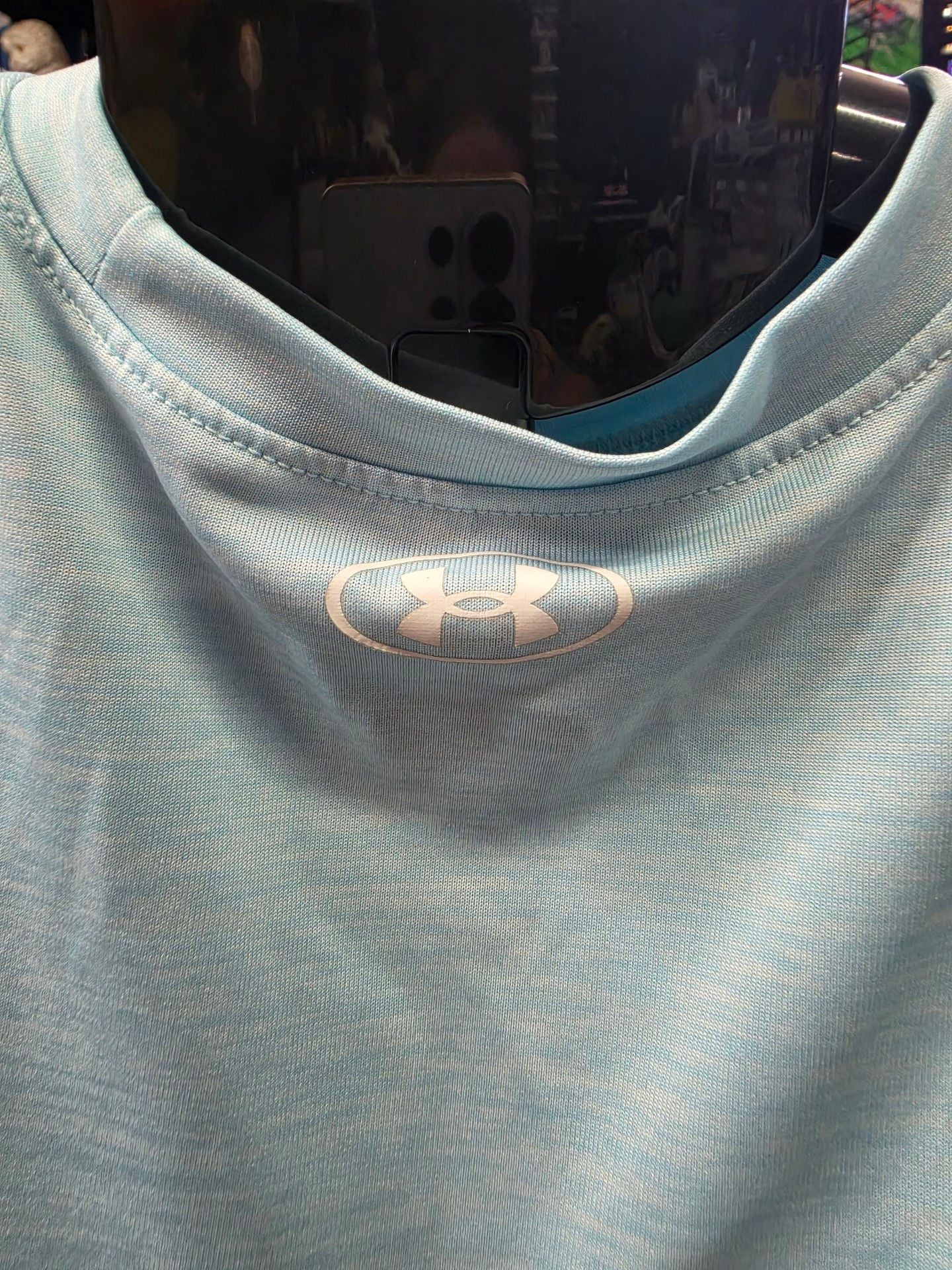 Under Armour Graphic T-Shirt Size 5 Light Blue 5