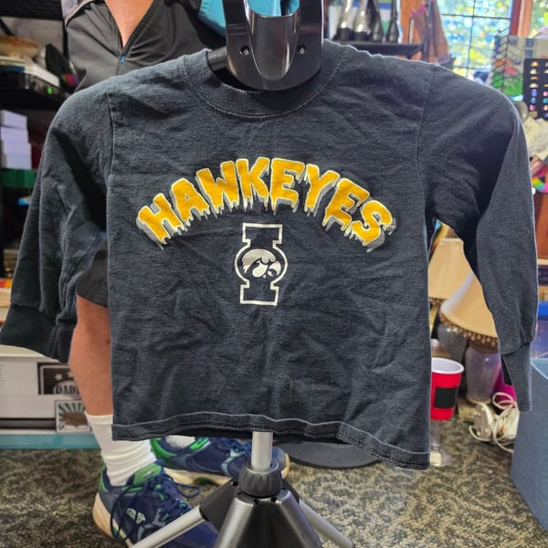 Iowa Hawkeyes Long Sleeve T-Shirt Size XS Youth Black