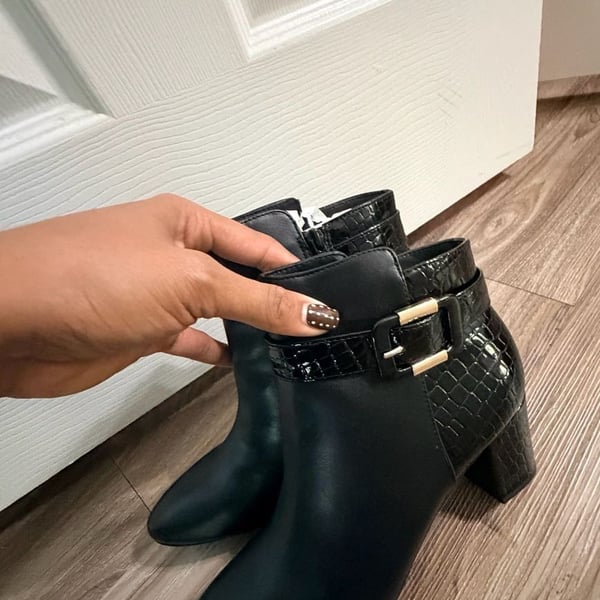 Karen Scott Ivyy Booties Size 9.5 Black Mixed-Media