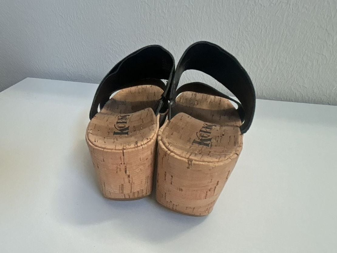 Korks Cook 17 Wedge Sandals Size 38 Black Leather 5