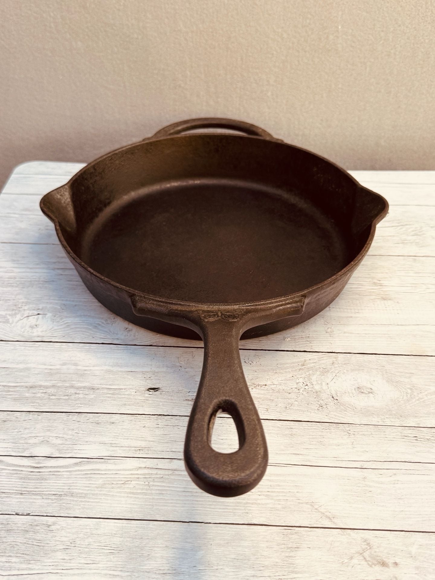 The Pioneer Woman Butterfly Cast Iron Skillet Frying Pan 10 Inch 1