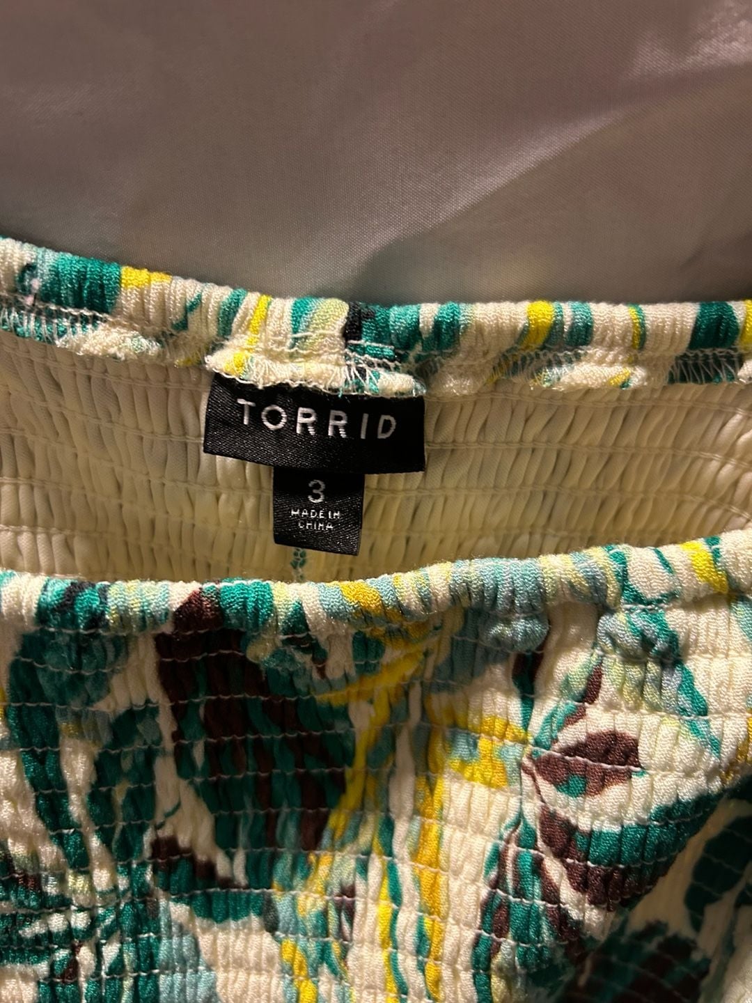 Torrid Peplum Tank Top Size 3 Green Tropical Smocked Ruffle 3