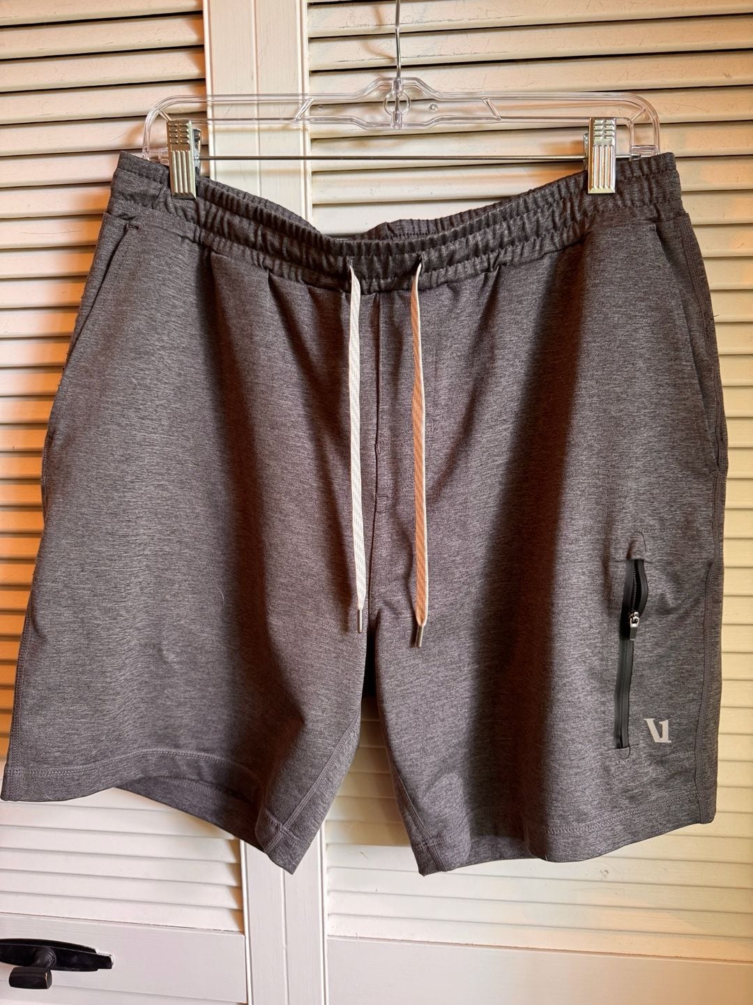 Vuori Sunday Performance Short Size L Gray Heather Athletic 2