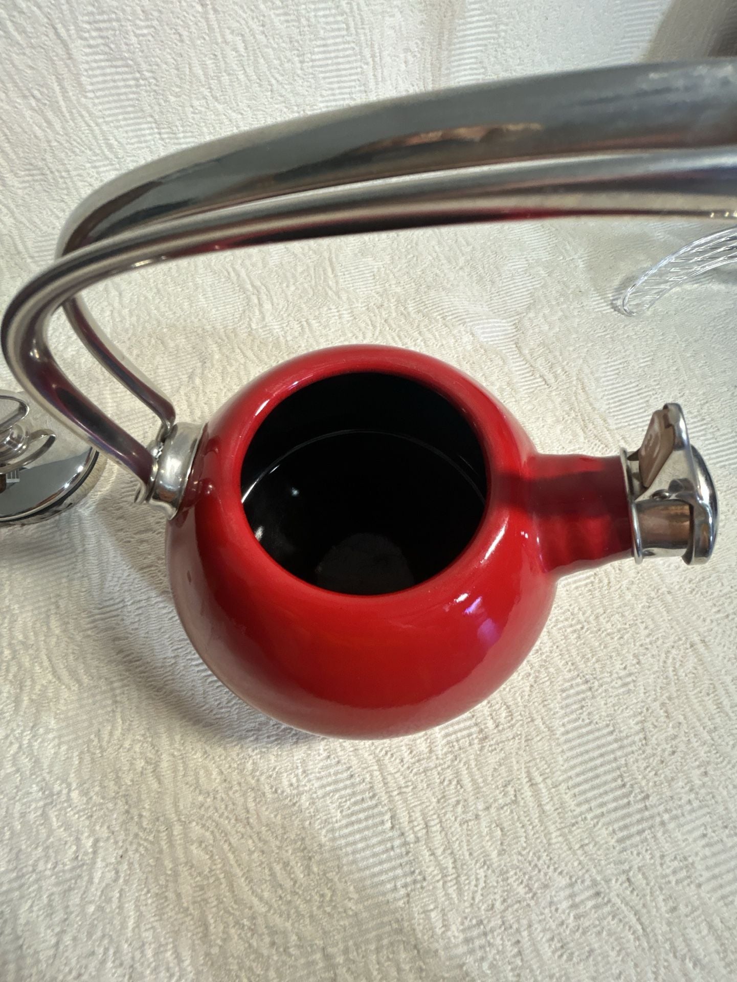 Chantal Classic Enamel-On-Steel Teakettle Red Stainless Steel 1.8 Qt 8