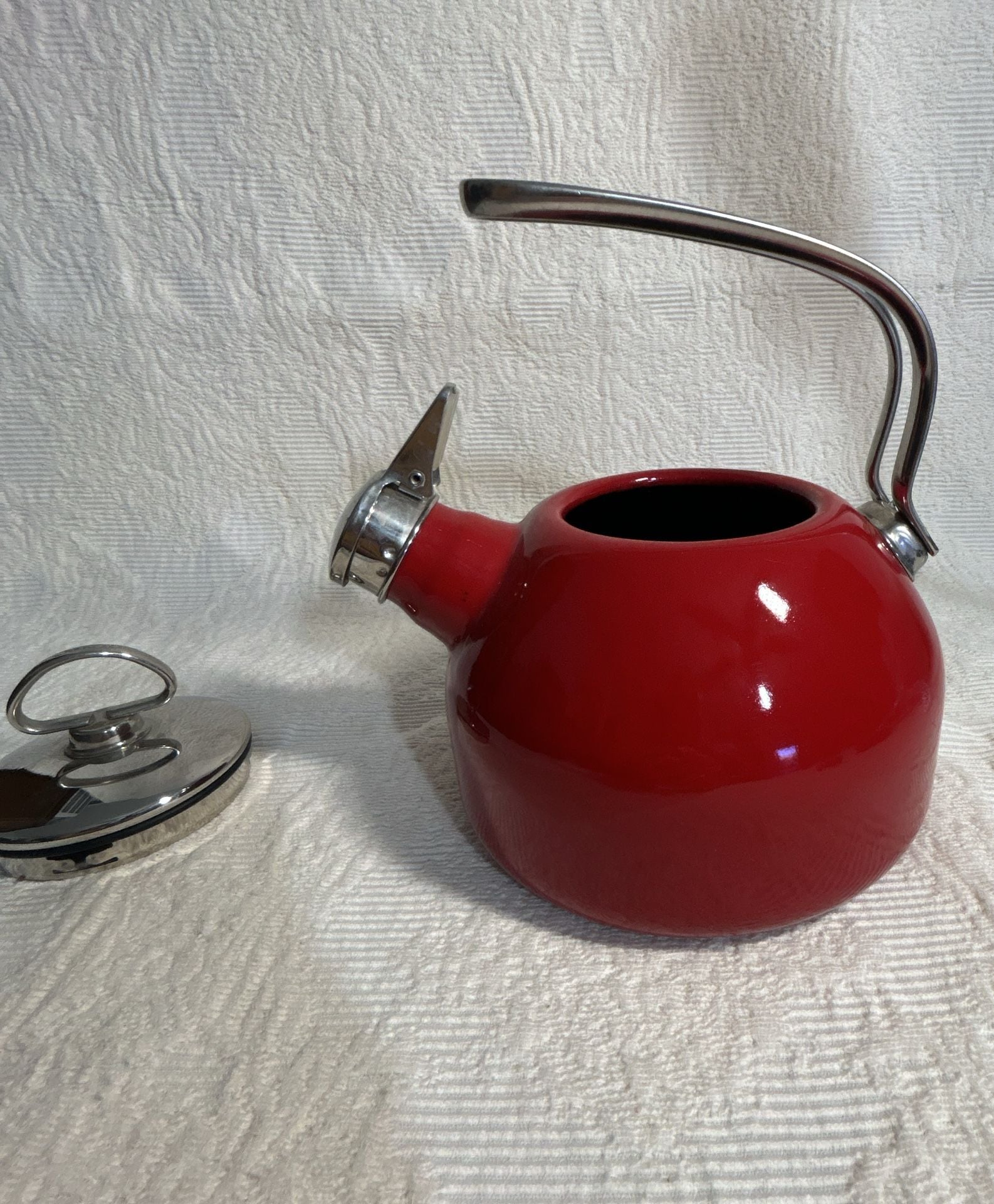 Chantal Classic Enamel-On-Steel Teakettle Red Stainless Steel 1.8 Qt 7